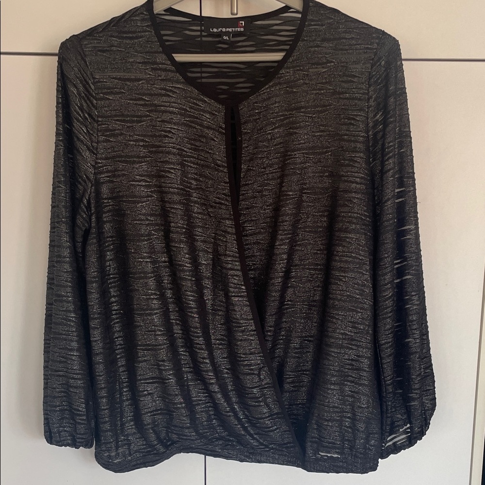 Black Silver Sheer Mesh Long Sleeve Top Elastic Cuffs Hem Front Slit Large